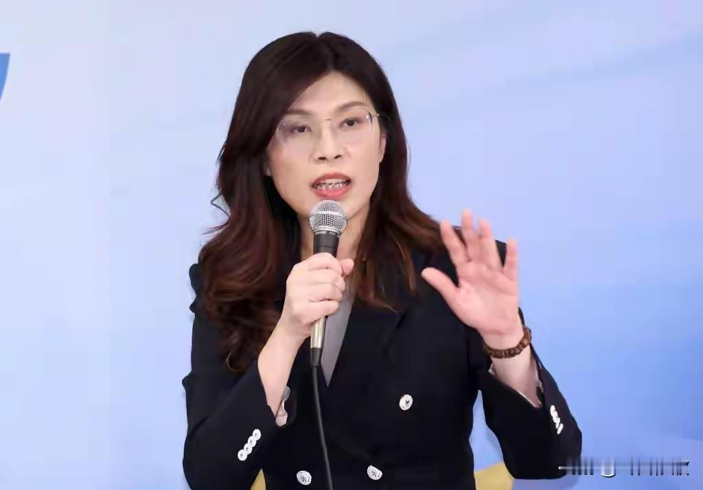国民党全代会一号提案若通过，对郑丽文主席履职有何影响？7月25日国民党全代