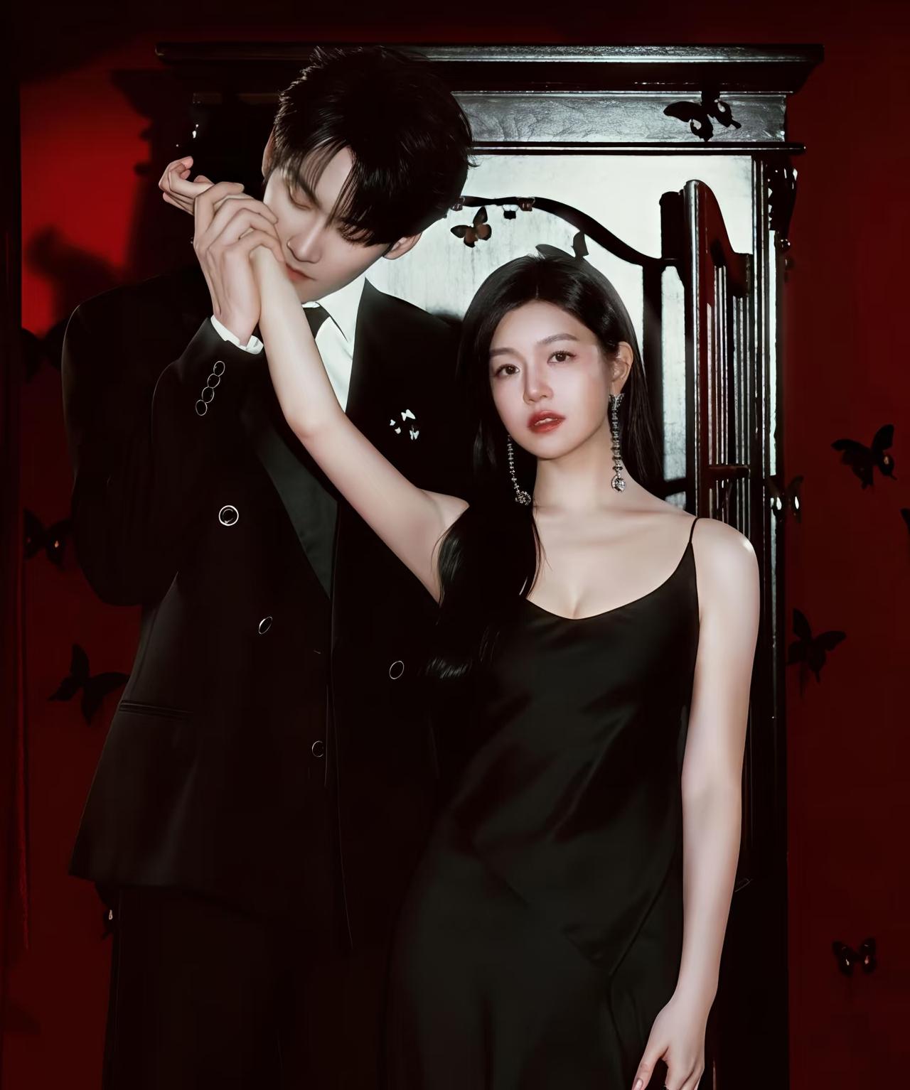 闺蜜告诉我，看完《狙击蝴蝶》，搞的她也想去搞捐资助学啦！因为这部剧太好看了，光