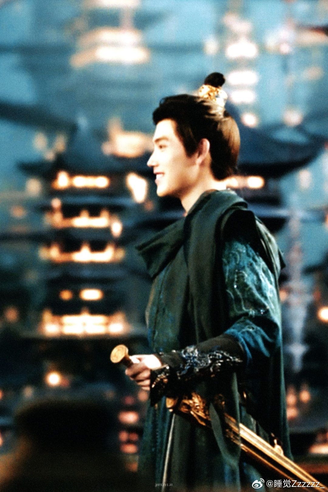 陈飞宇问迪丽热巴你看清过我吗简单一句反问藏满小心思，搭配自然默契的同框，思胥CP