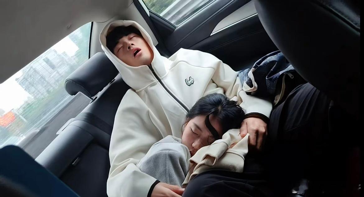 妈妈镜头下的我们俩​​​