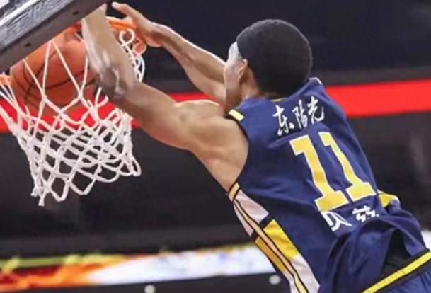 广东锋线旧将重返CBA，加盟超级黑马北京时间本赛季CBA常规赛阶段，宁波男篮官