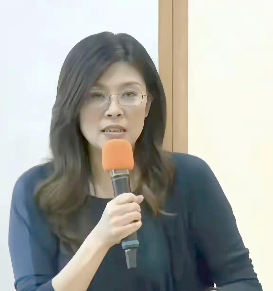 国民党降级国共论坛，背后藏着两岸博弈的深层考量前言停摆近十年的国共论坛迎