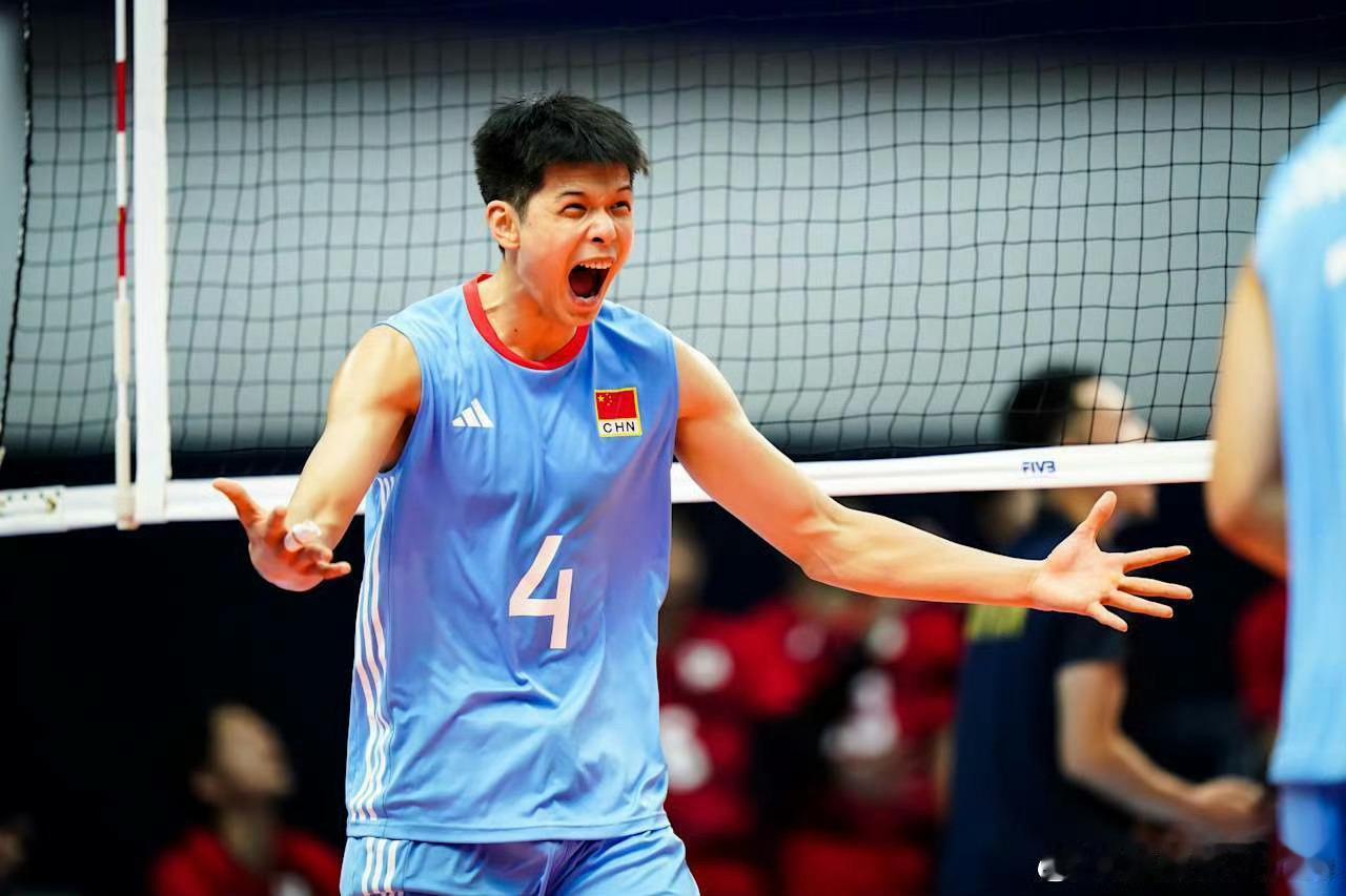 🏐男排全锦赛，为余翔打call，加油！​​​