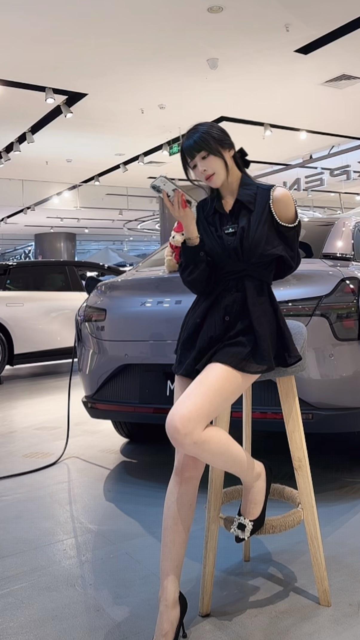 小鹏M03卖的挺好的，女生选粉色男生选黑色，主要颜值不低价格比较有优势​​​