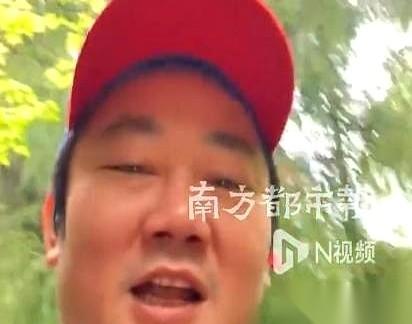 都以为那台1300万的劳斯莱斯幻影，要被张雪转手捐出去了，结果镜头一转，车，直接