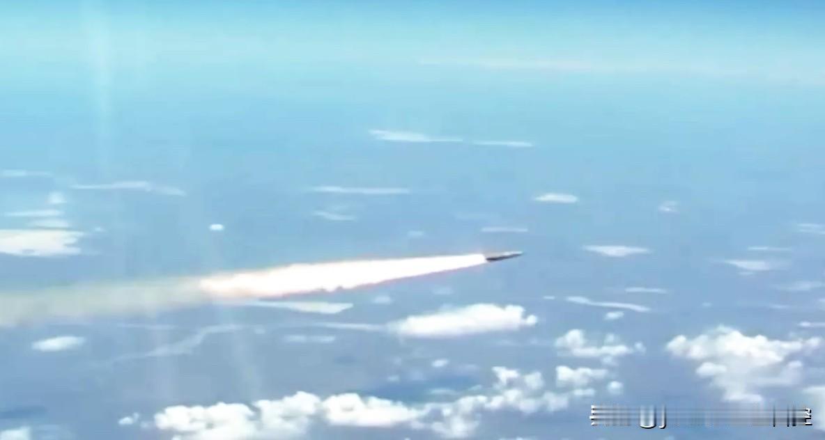 俄国防部11月19日发布通报：今天凌晨，作为对乌军使用ATACMS弹道