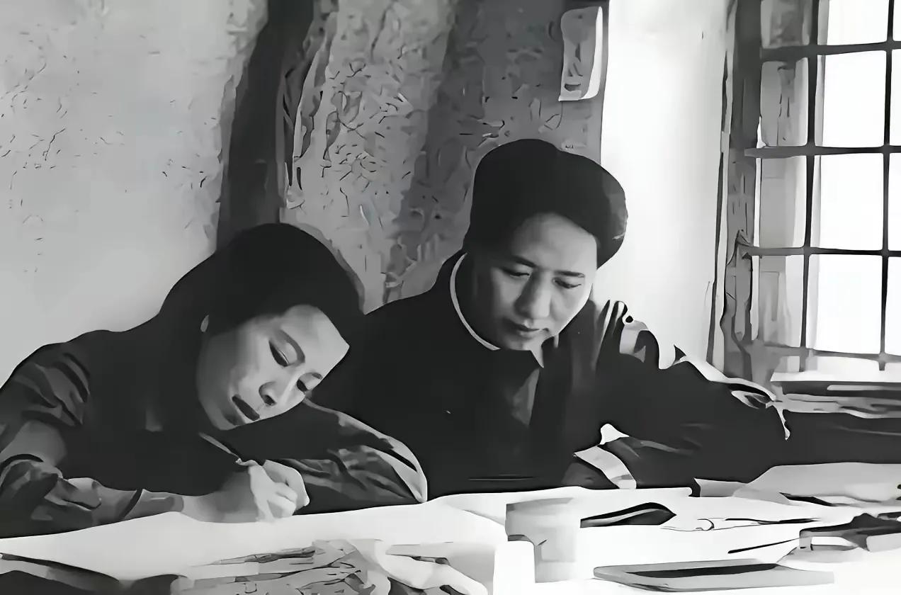 毛主席曾对小女儿李讷说：学写字跟你妈学，她的楷书写的好，我不如她…
