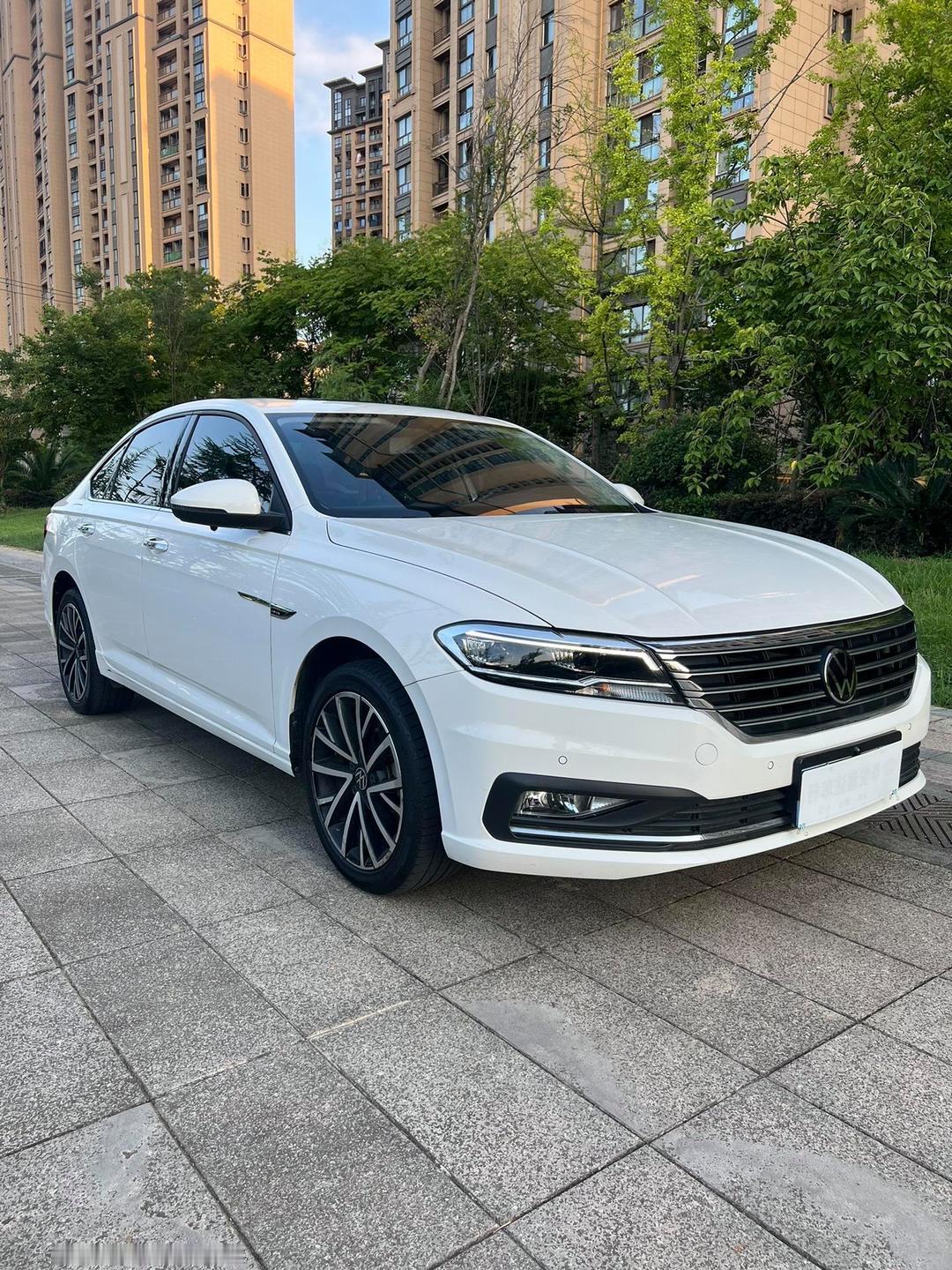 大众朗逸在二手市场，是典型的“街车”，也是出了名的“不愁卖”。它之所以火，就三个
