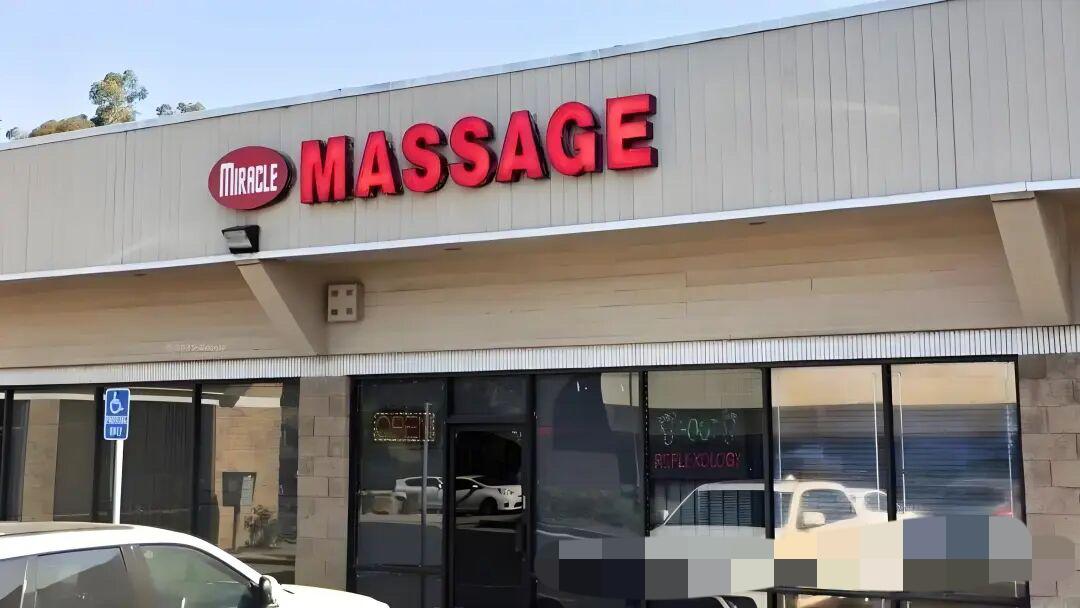 美国加州警方捣毁了一个盘踞当地10多年的华裔马姓家族犯罪团伙，专门招募来自中国的