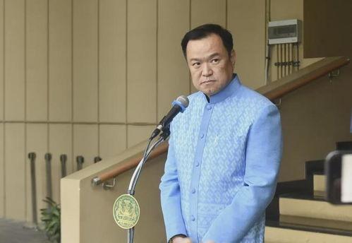 "要死就回自家去死，不要来泰国送死。。" 这话从一个国家总理嘴里，当着全国各