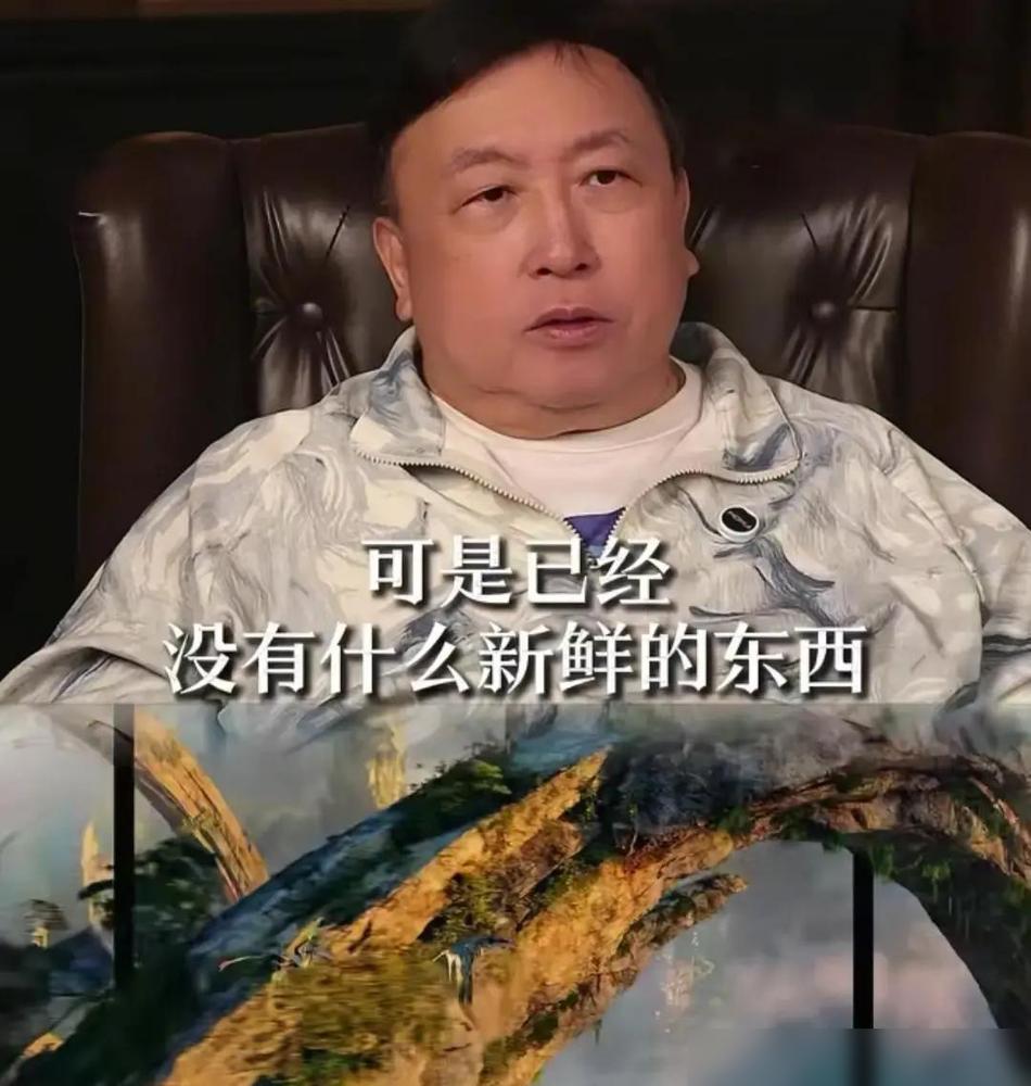 王晶向《阿凡达》宣战了。他甩出一句话：技术巨兽，故事侏儒。其实就是王晶最近公