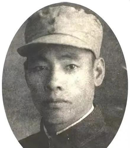 1941年，八路军侦查员刘锡坤执行任务时，晚上住在一个地主婆家，地主的儿媳让出了