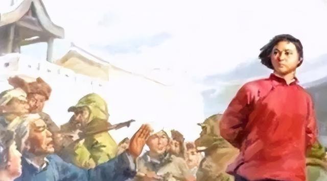 1951年，在山西运城，一位女士每日手提尿盆外出倒尿，便衣公安发现每次尿盆里的尿