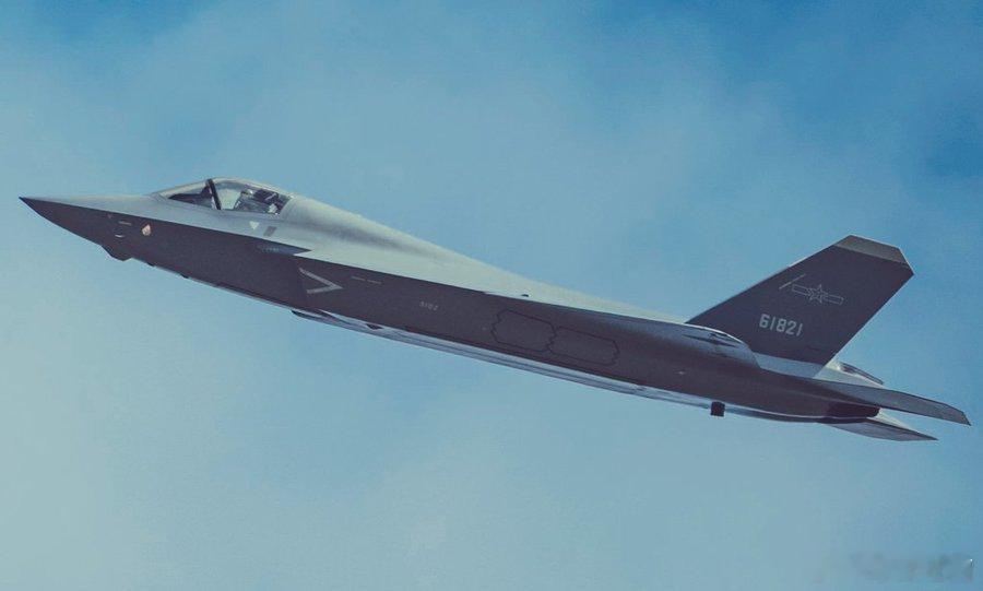 外媒现在报道中国已经向巴基斯坦提供40架歼35隐身战斗机首批战斗机预计将在202