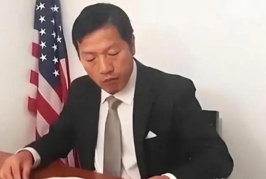 2018年，东北一高校教授卖掉北京房产，携领全家赴美定居，走前怒放“豪言”：中国