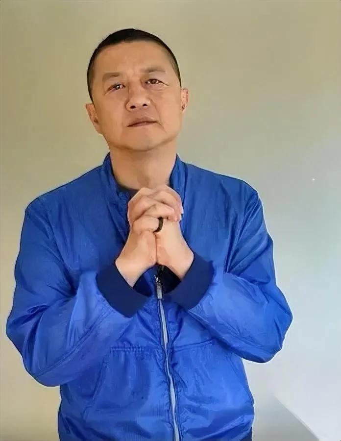 病危女孩捐善款我直接看破防了你猜李亚鹏收到钱后做了啥？重庆姑娘胡心瑶