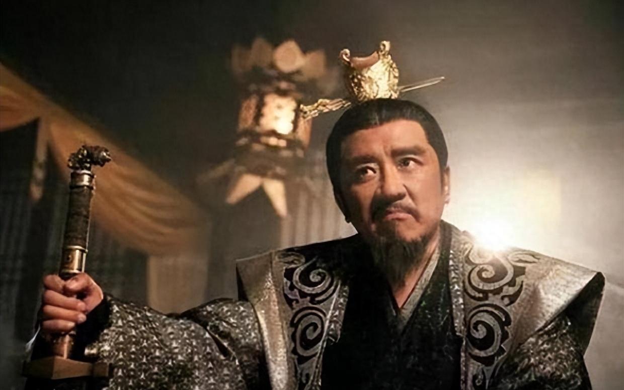 一代雄主苻坚被昔日的手下姚苌俘虏，姚苌索要玉玺，苻坚大骂说：