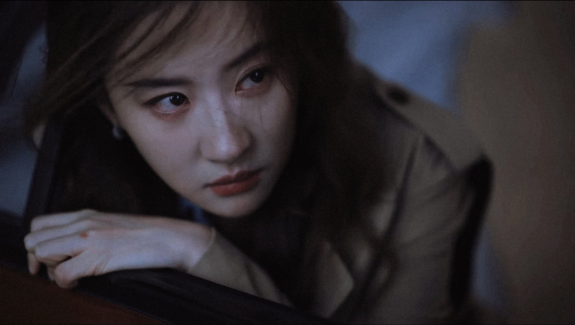 最爱看美人落泪电影质感的绝美画面·#刘亦菲#​
