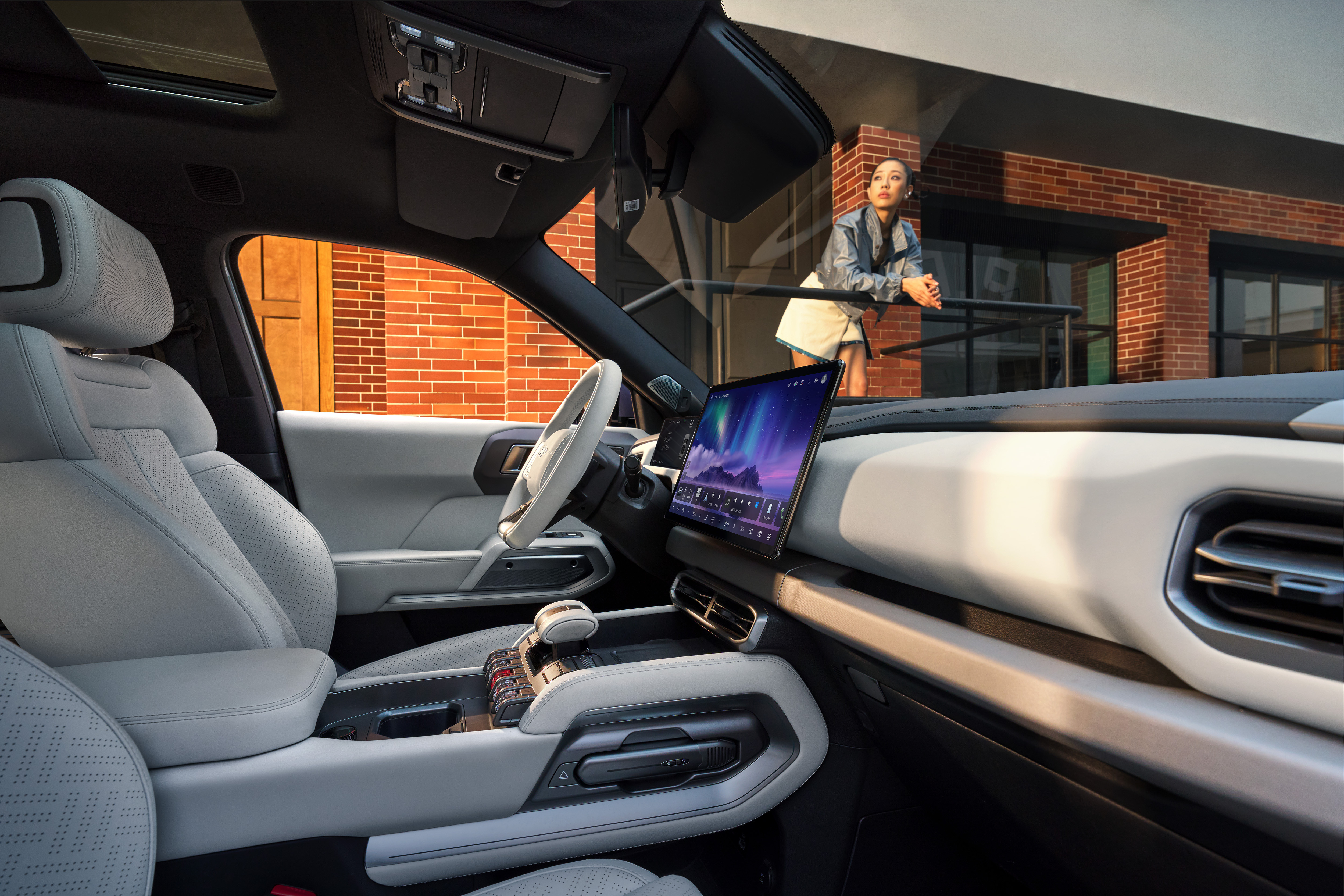 看完方程豹钛3闪充版的发布会，真的太有活儿了。说几个让我觉得挺意外的点跟大家分享