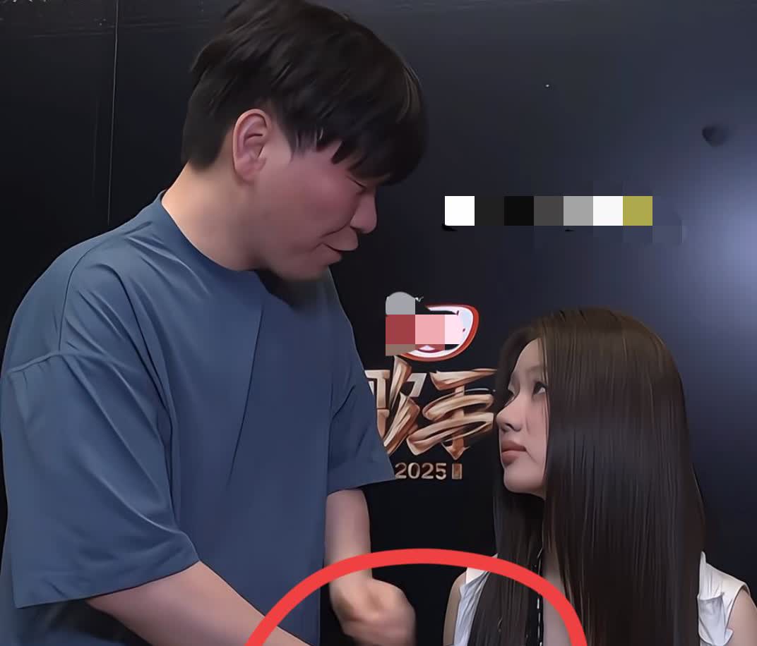 谁懂啊，家人们单依纯恐怕要在音乐这条路上越走越远了不是因为她唱的