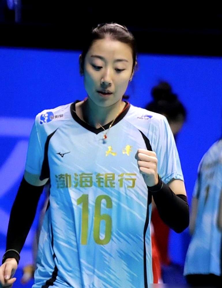 33岁的姚迪，竟然要搭档全欧最快的接应哈克？！这画面想想就刺激。科内利亚