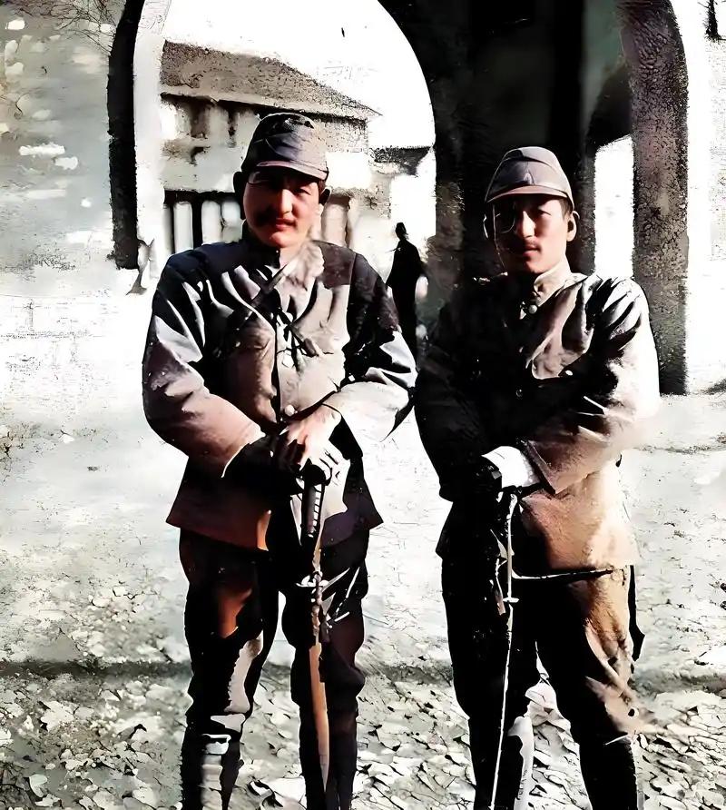 南京屠城前：那30万人，为何没逃？很多人都会问：日本人就要打过来了，南京人为什