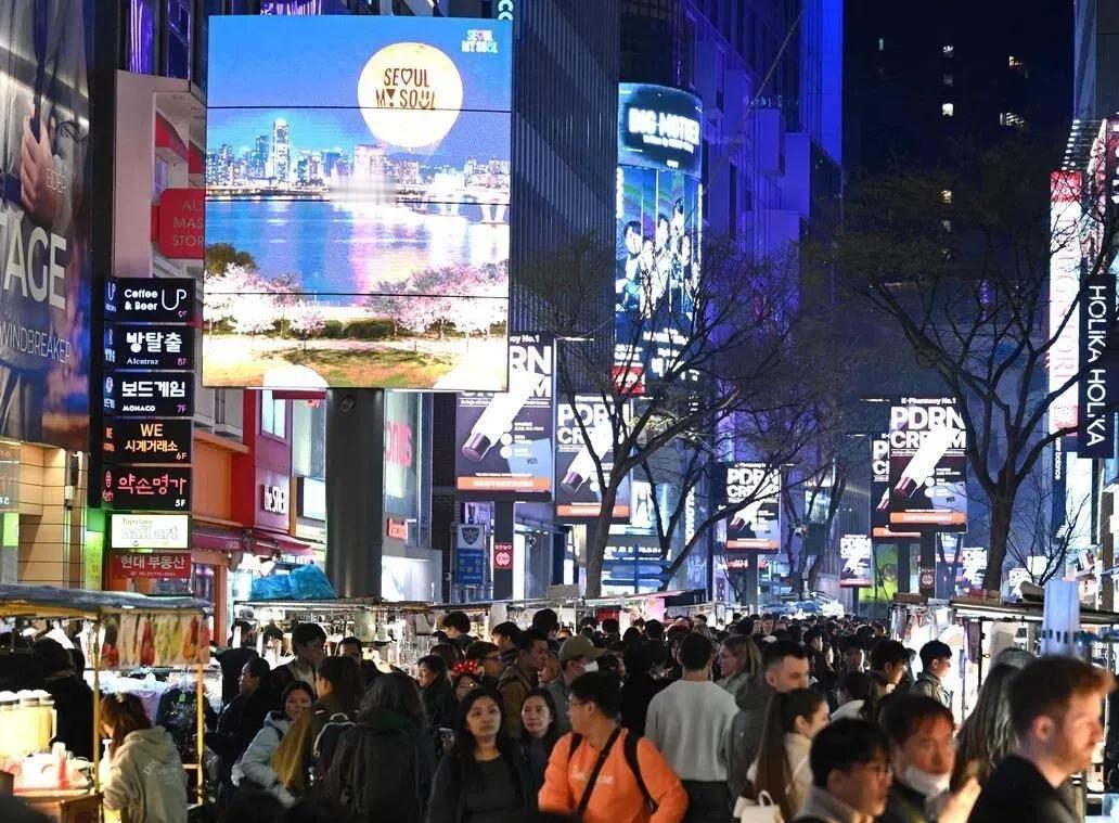 韩国电子入境卡近日悄然修改，删除了惹争议的“中国（台湾）”相关栏目，这一变动立