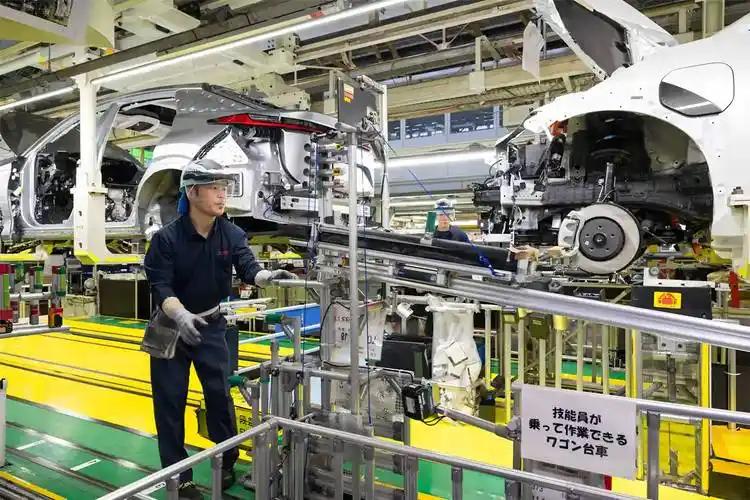 日本怕什么？日本现在最害怕中国的一点，不是怕咱们军队多厉害，也不是怕咱们人多。他