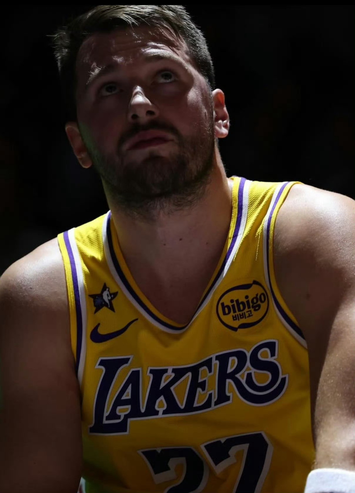 什么水平？本赛季没有詹姆斯的东契奇……——场均爆砍35.1分，联盟第一——外加9