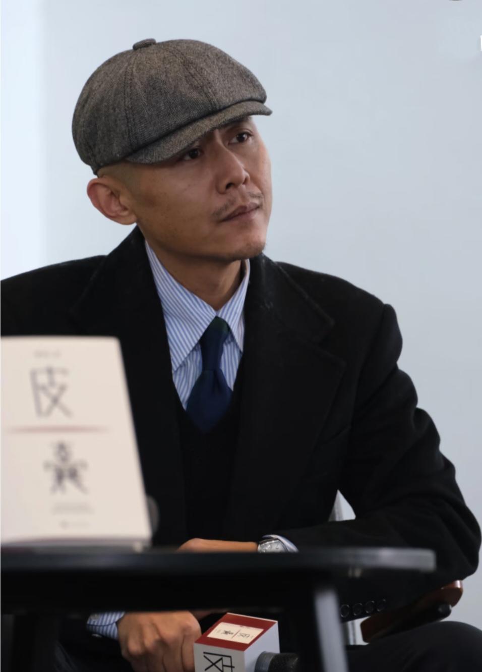 现在的年轻人都怎么了？昨晚刷大冰的直播间，一位50多岁的妈妈，女儿让她出钱供自