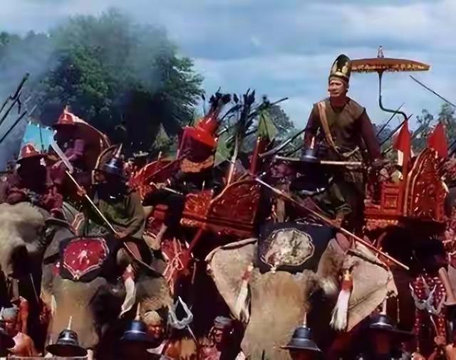 与中国失联300年后，这群忘记汉语的明朝后裔正重新找回华夏根脉。他们的祖先大