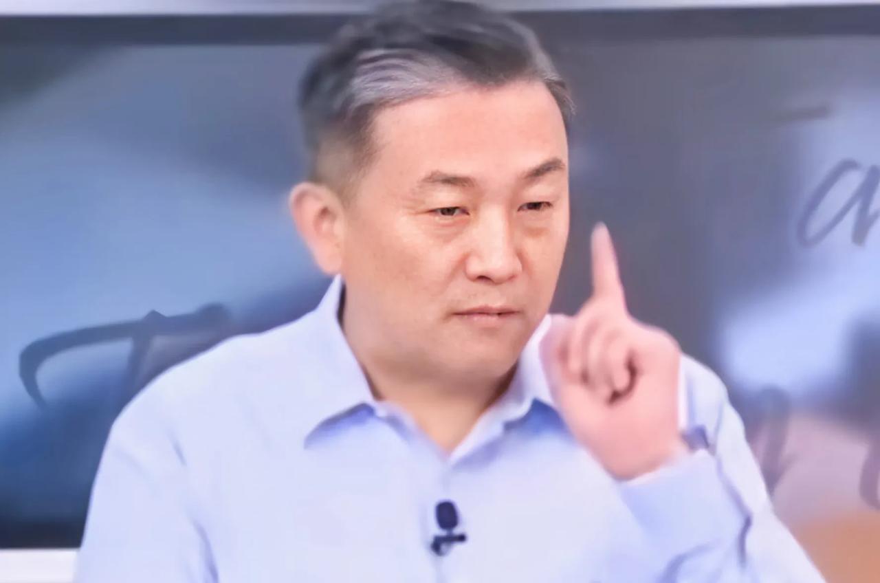 岛内“独派”顽固分子王定宇和于北辰又叫嚣起来了，首先是王定宇的口出狂言，他在绿媒