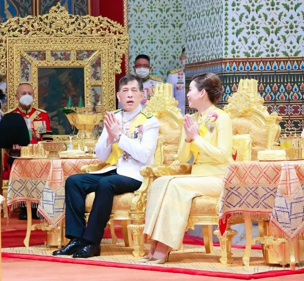 泰国局势紧张国王小心提防---泰