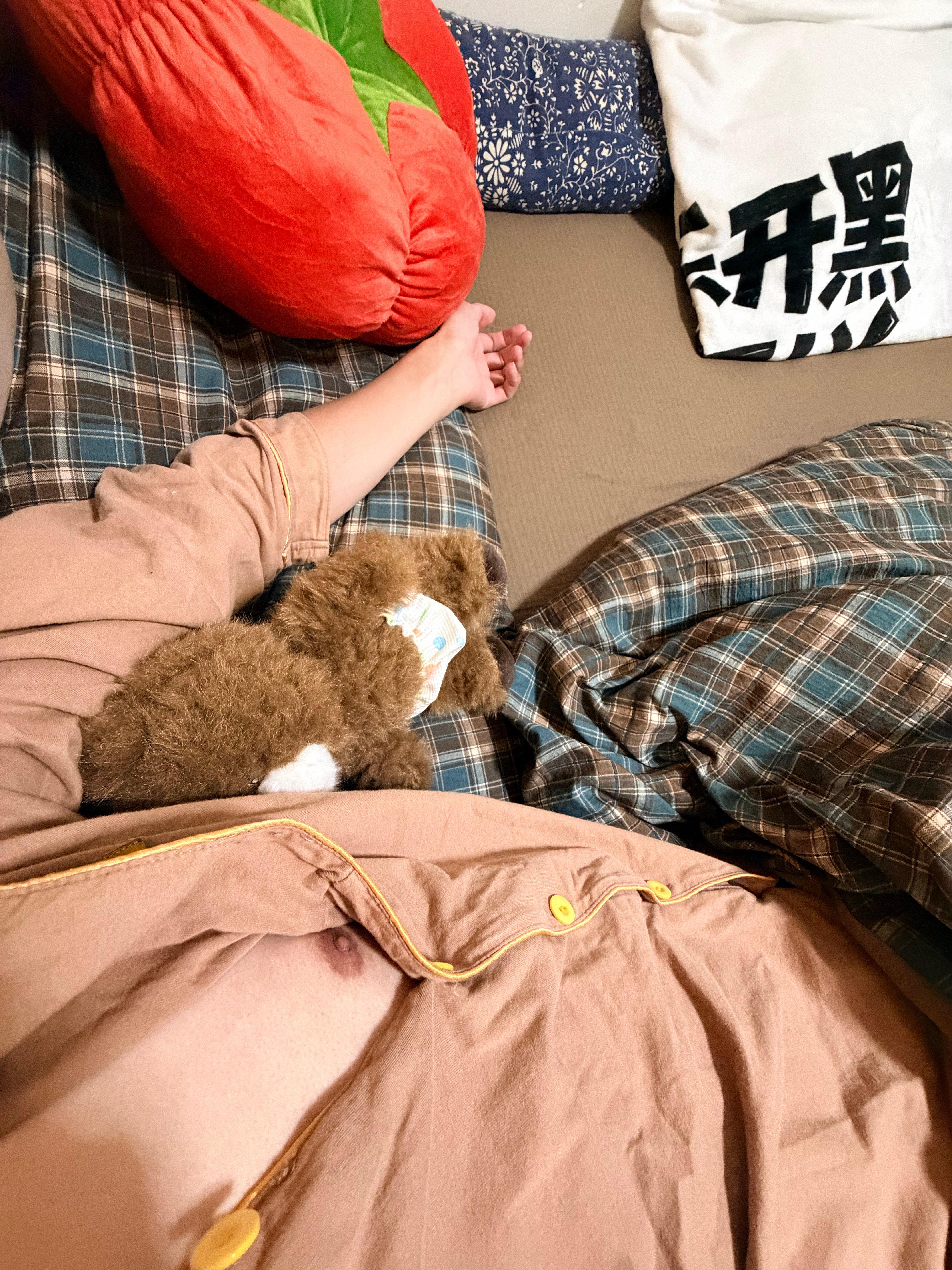 晚安啦给宝宝留的最佳吃奶位​​​