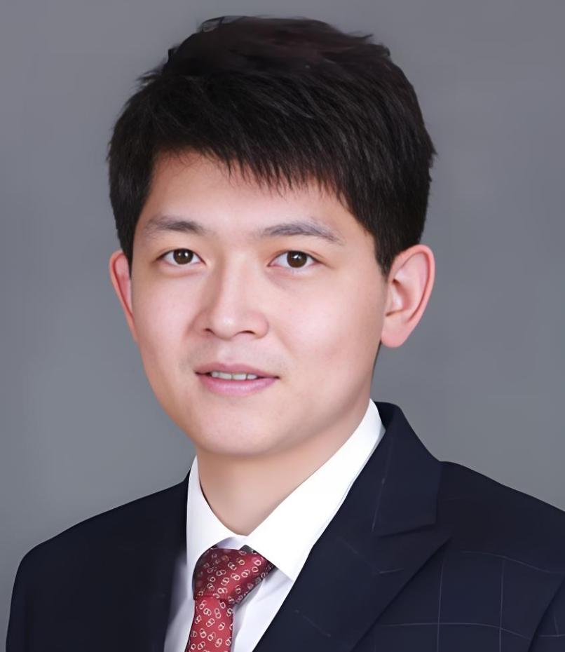 王云鹤，90后，电子科技大学超级学霸，北京大学博士，华为最年轻的23级，华为