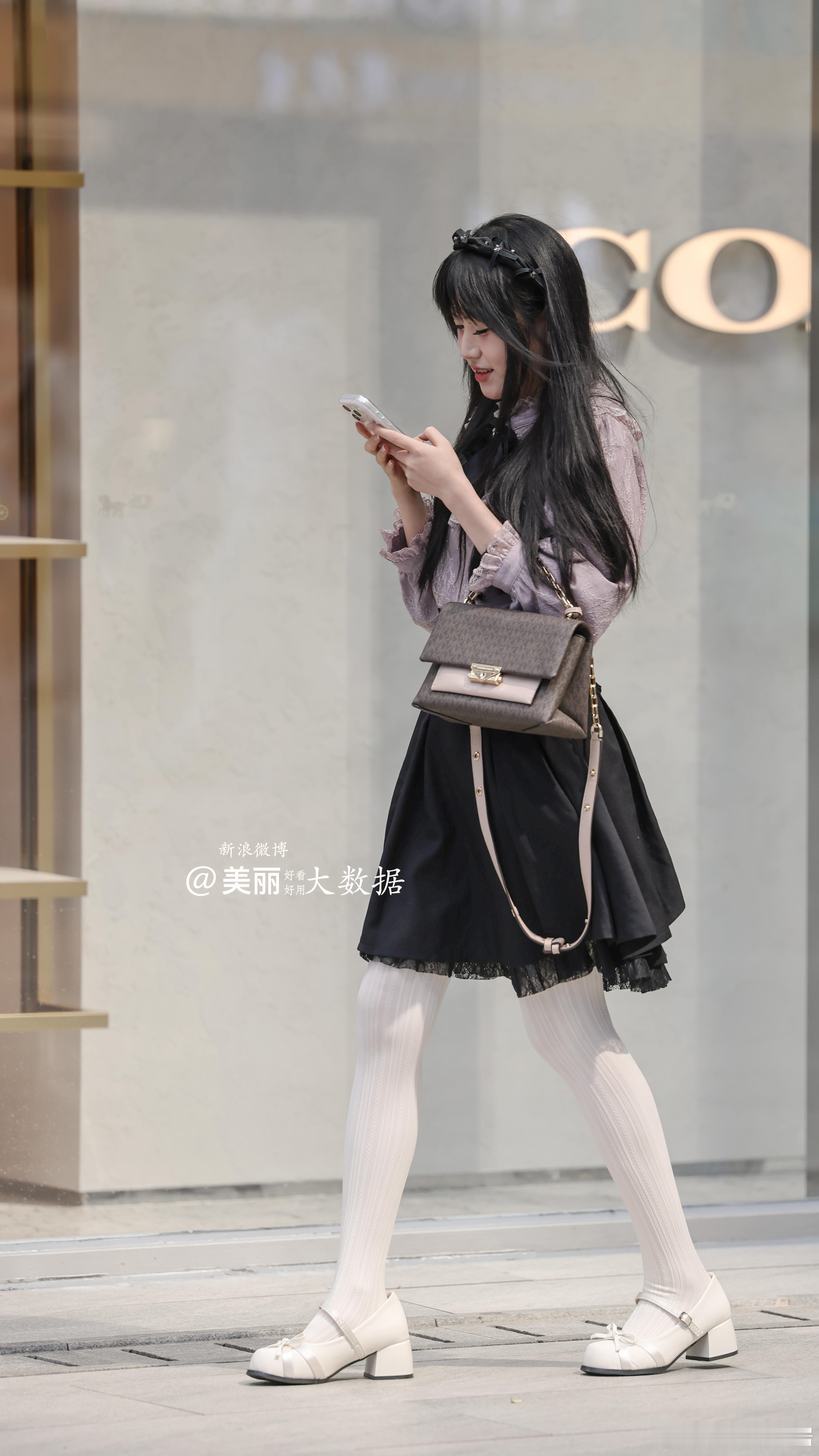 好看。好看。