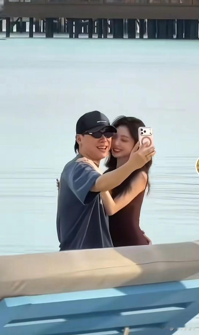 胡彦斌终于又恋爱了马思唯给易梦玲写歌胡彦斌给爽子写歌我现在期待胡