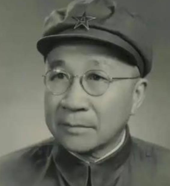 1943年7月，张云逸抓住一国军的独生子，对方愿意拿出10挺机枪、100支步枪