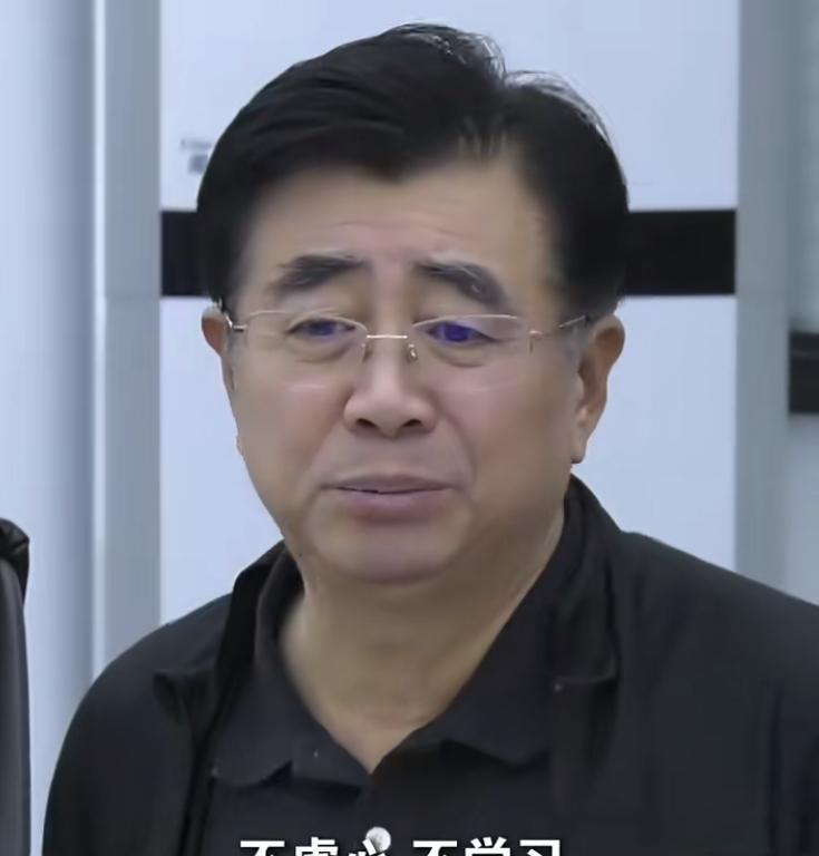 其实宋凯应该去拜访一下高洪波，宋凯的观点和高洪波有着高度一致，那就是中国足球要走