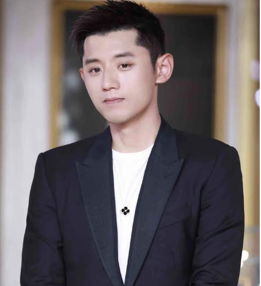 队长不是吵出来的是逆风局里打出来的张继科：国乒新队长人选一出来，网上炸了锅