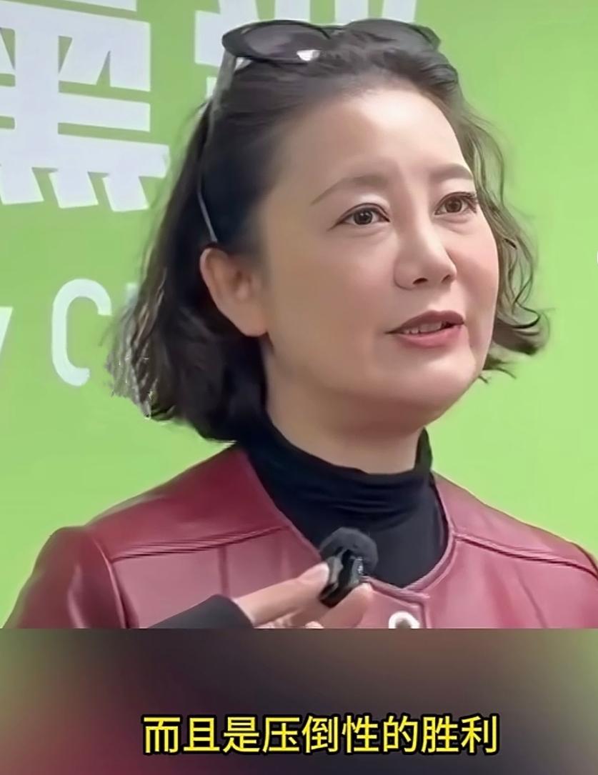 高市早苗胜选，台独先锋吴思瑶第一时间跳脚欢呼。在祝贺高市早苗胜选的同时，还不忘给