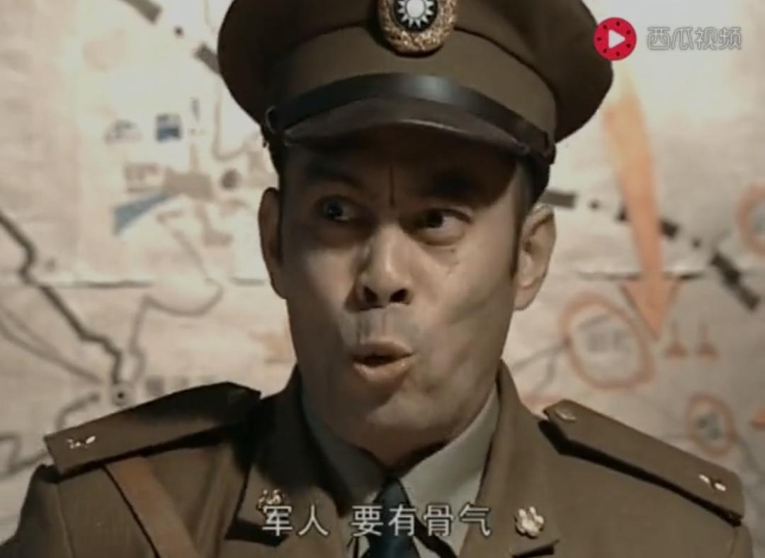 最喜欢亮剑里面楚云飞说的那句话！军人！要有骨气！军人！要有骨气！军人！要有骨气！