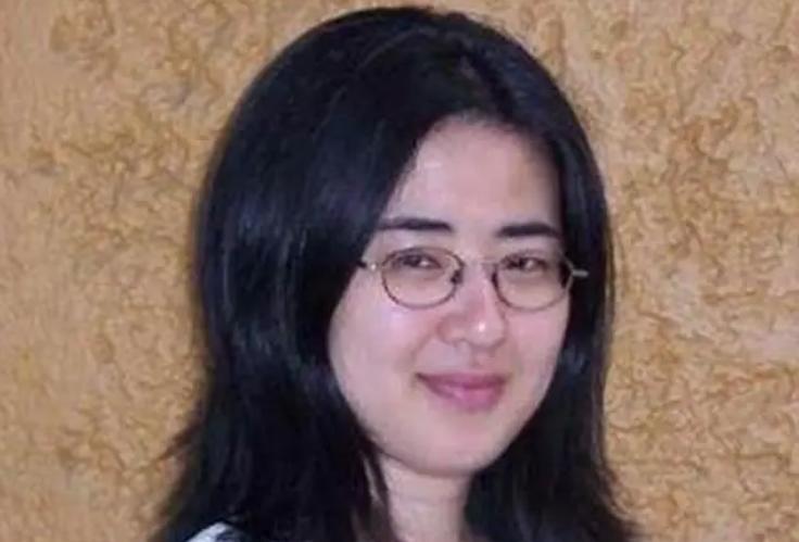 1999年，28岁北大才女田晓菲嫁给53岁美国导师，父母气的咬牙切齿，但田晓菲