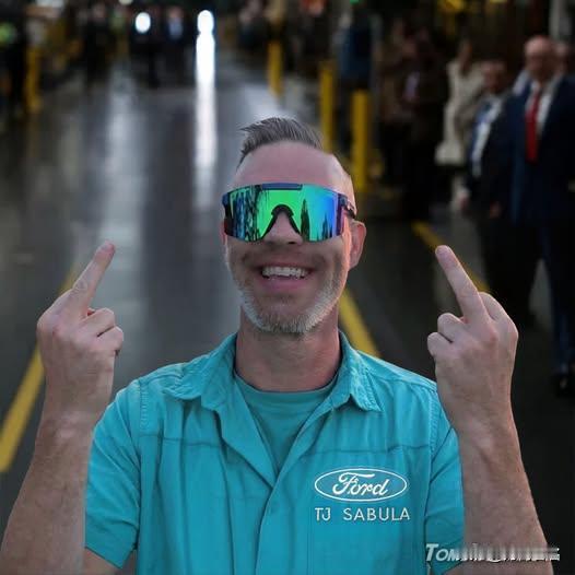 “我不后悔！”福特工人当面怒怼特朗普后被停职结果成了得罪懂王，结局最好的人。