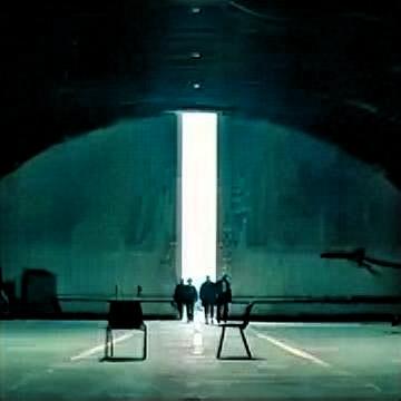 1. 剧情悬念拉满：第六季会以原著小说《JoeCountry》为素材，还会揭开