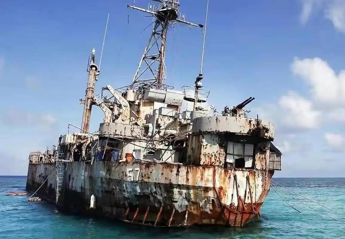 马科斯万万没想到！在仁爱礁坐滩27年破船，反倒成全了中国的计划-海面在202