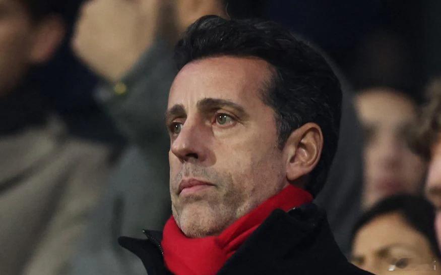 诺丁汉森林遇人不淑，这个教训对森林老板马里纳基斯来说是深刻的，可能过于深刻了。