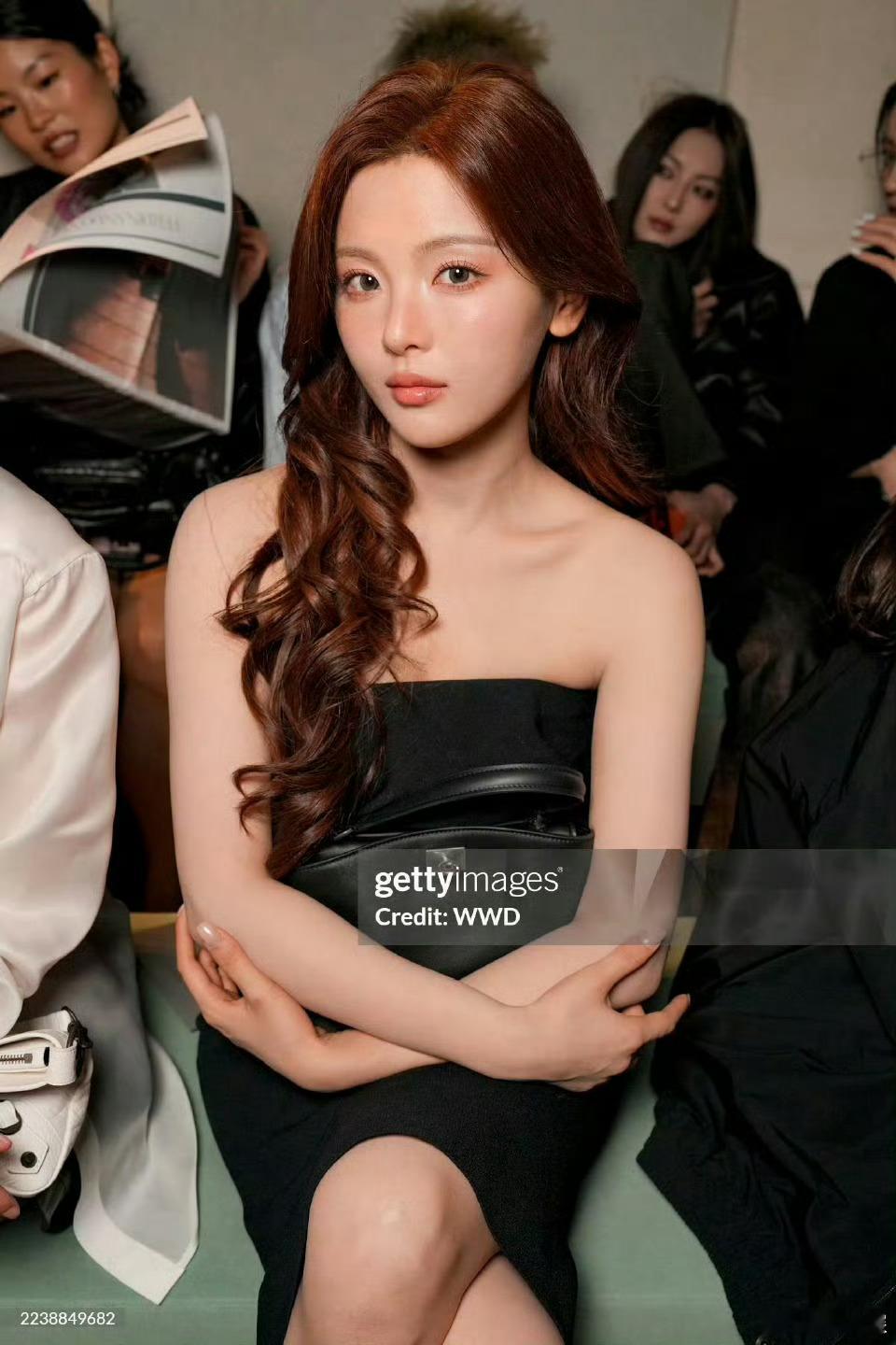 杨超越出个国怎么美成这样G社镜头也轻松抗下📸​​​