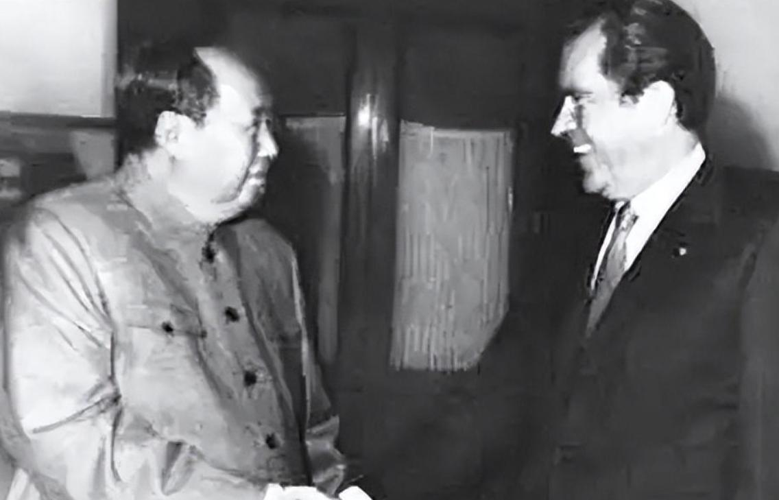 1971年，基辛格秘密访华的时候，中国gdp为2456.9亿人民币，大概折合10