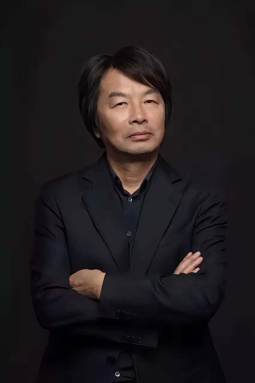 北大作家刘震云说：“我活了七十多岁，当过官，发过财，名利双收，最后明白一个道理，